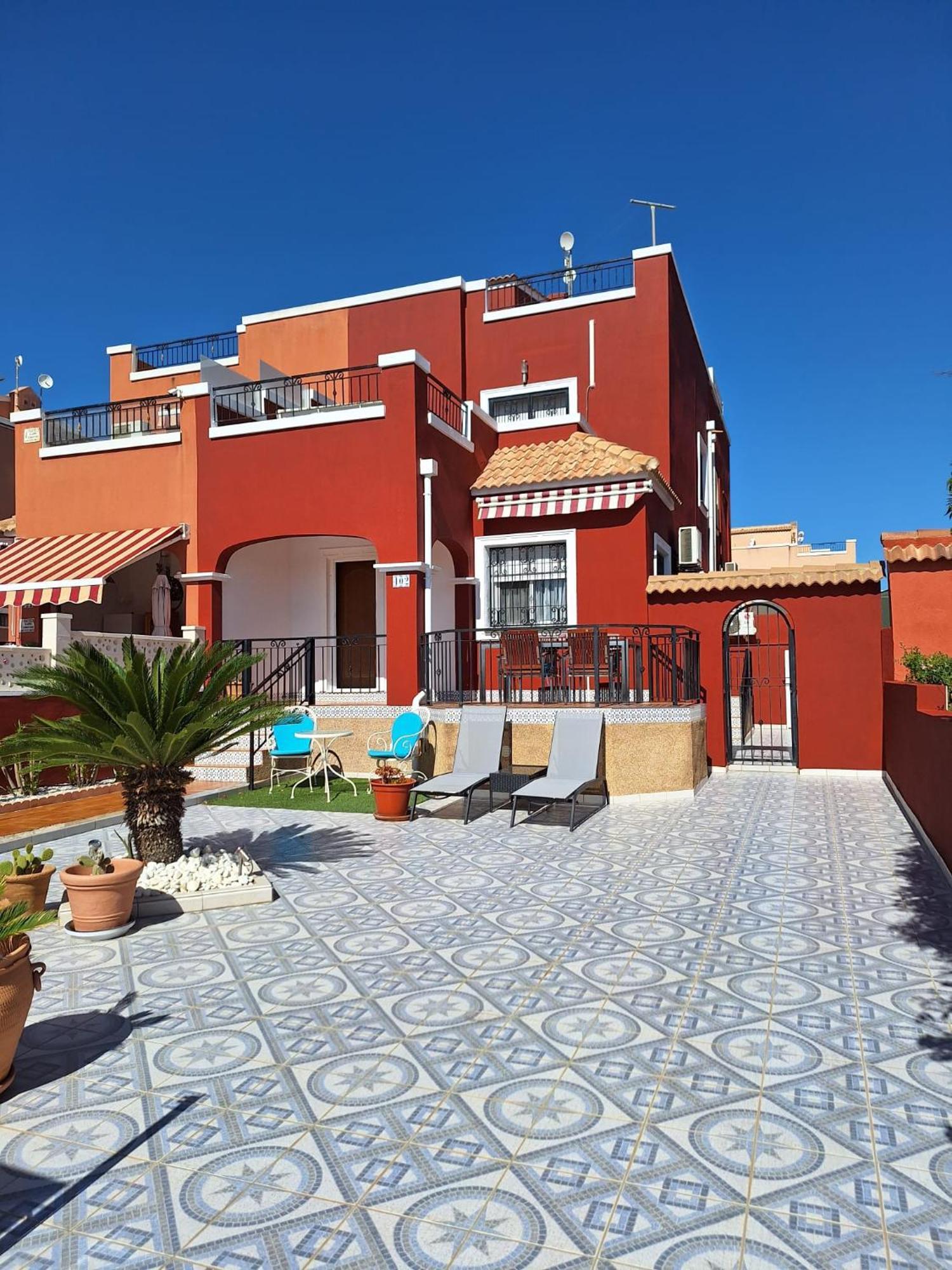 Casa Azul Los Montesinos อาลิกันเต ภายนอก รูปภาพ